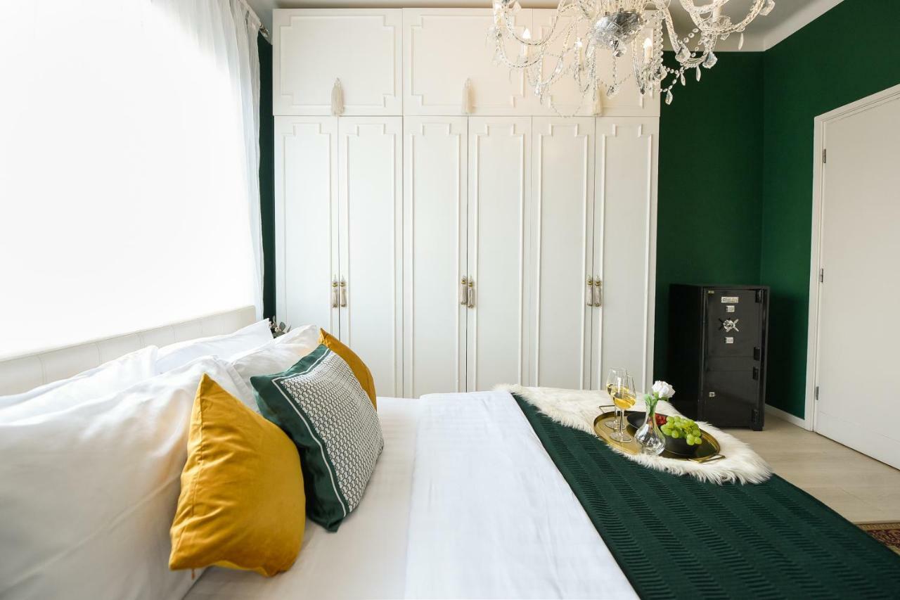 Rooftop View In - Baroque Apt. Appartamento Bucarest